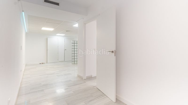Foto df3d3731-70c3-458a-bbaf-08c53eccaf3c. Miete büro in Centro Urbano Dénia