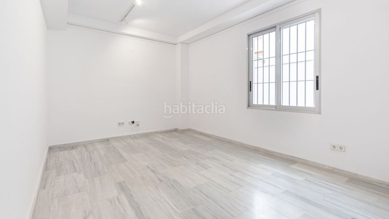 Foto f711c32c-da00-423f-8eba-d3aa23b87608. Miete büro in Centro Urbano Dénia