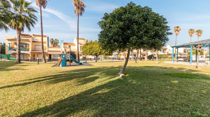 Foto ab108cf6-ae28-47cd-ad69-7d2cd1ebc907. Apartment with heating parking pool in Verger (el)