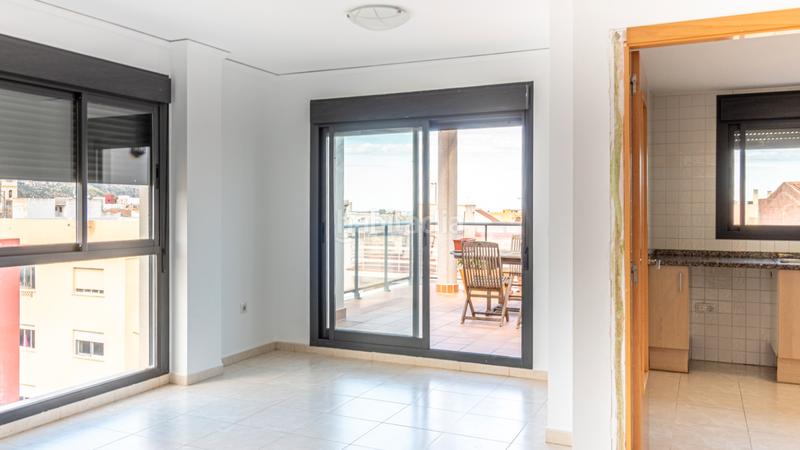 Foto d5a25769-b443-40f0-b688-912844938e00. Attico con riscaldamento parcheggio piscina in Ondara