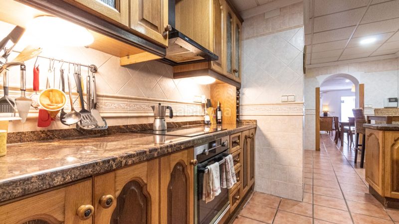 Foto d4360ed4-d36e-4440-8655-870ba716f565. Casa amb calefacció aparcament a Centro Pedreguer