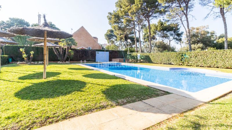 Foto e1f02254-4ab4-4445-bd2c-b8ab6f1b33dd. Casa amb aparcament piscina a Las Rotas / Les Rotes Dénia
