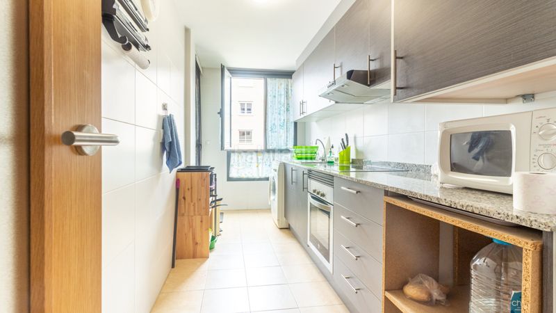 Foto fd279a97-6399-4e52-8c7d-f17bd23225b5. Pis amb calefacció aparcament a Oliva pueblo Oliva