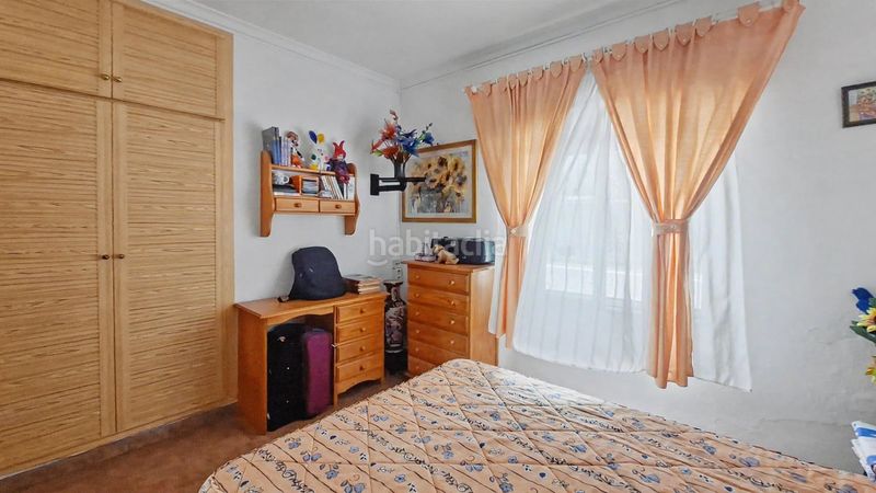 Foto 3e014eaf-551a-42ca-a115-f0c3d1466690. Casa amb calefacció aparcament a Oliva playa Oliva