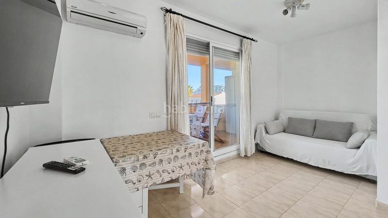 Foto 5cccdd86-0f8f-4349-8f7b-aef81fb761b4. Apartament amb calefacció aparcament piscina a El Puerto Dénia