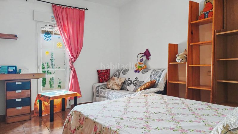 Foto 9f008a24-6a7d-44cc-86d2-b4975f6bb978. Xalet amb calefacció aparcament piscina a Ondara