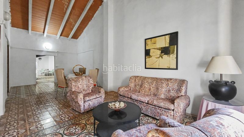 Foto 0d91014f-bcaf-4094-9293-f38067a32989. Casa amb aparcament a Oliva pueblo Oliva