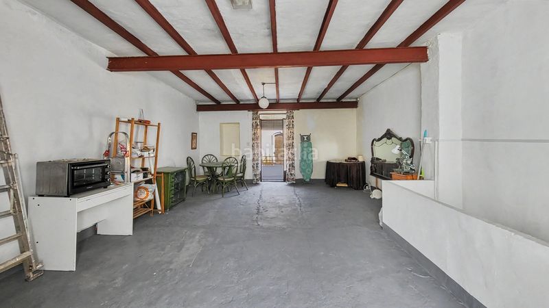 Foto 78473f6d-3536-44b8-8c3f-d0c203d3731e. Casa amb aparcament a Oliva pueblo Oliva