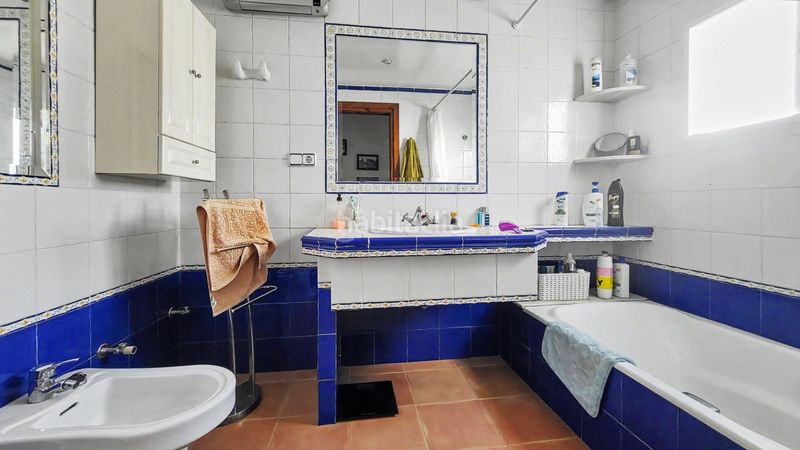 Foto ebb8a22e-6b6d-47c5-8c53-e214b0d05ebc. Casa amb aparcament a Oliva pueblo Oliva