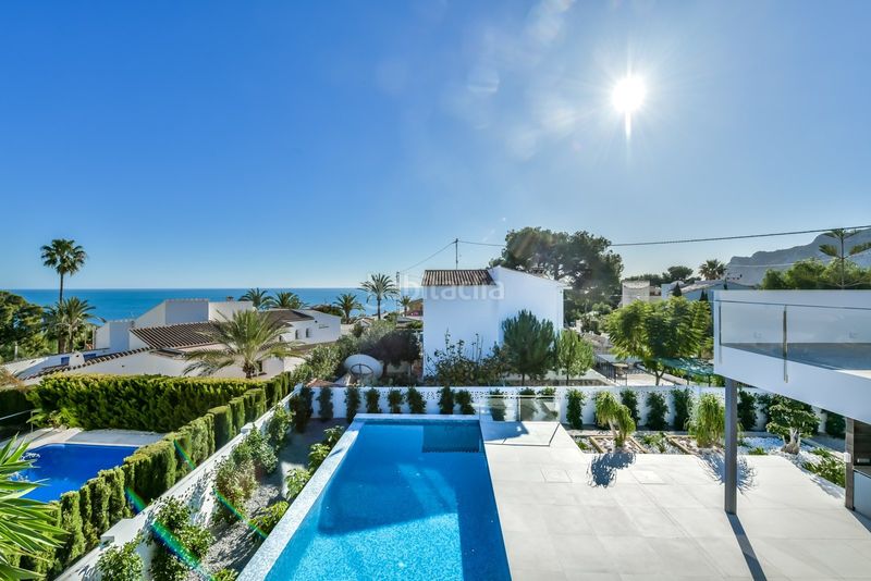 Foto d90142dc-5896-4570-be29-e6c61c8f1962. Xalet amb calefacció aparcament piscina a La Caleta - La Calalga - Les Bassetes Calp
