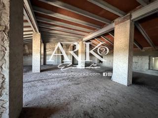 Casa  Ausias march. Antigua casa para reformar en ador