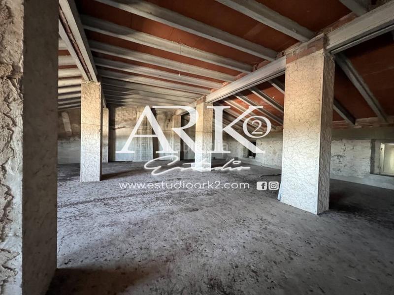 Foto 08e182ca-ff93-4c81-852b-0ad1903cd6a6. Maison dans Ador