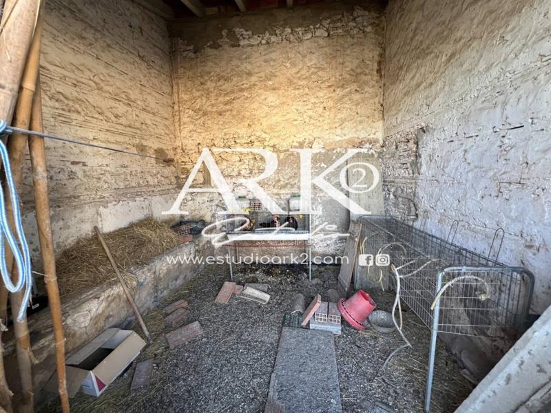 Foto 09fa01ca-a495-4750-9059-4d58c565ea1d. Maison dans Ador