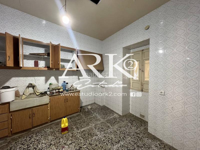 Foto 353fac0c-1b4f-4254-aca4-4a733859d689. Maison dans Ador