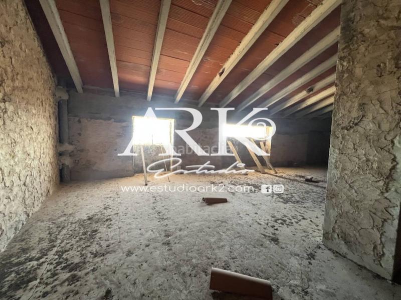 Foto 69630547-7f3e-46fa-873a-f2b110a82f04. Maison dans Ador