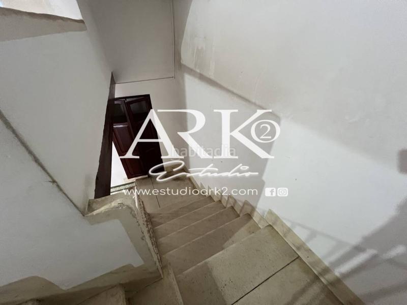 Foto cee3d77a-9dcd-46dc-b2ce-4d968344a001. Maison dans Ador