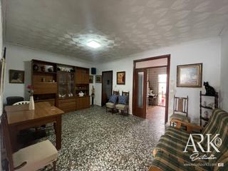 Casa  Magdalena. Casa en venta en zona beniopa