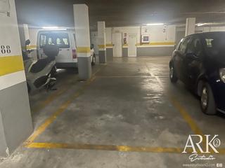 Parking coche  Carrer perú. Plaza de parking en gandia