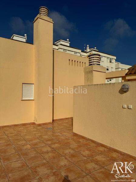 Foto c81f34b5-c9c8-4676-b1d8-54ae61f6cd58. Attico con parcheggio piscina in Playa de Gandía Gandia