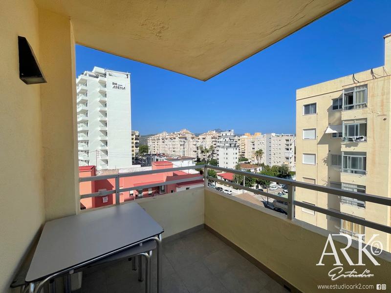 Foto 1ab38eb3-2e43-4c86-ad30-8372b6b2e09e. Apartament amb aparcament piscina a Playa de Gandía Gandia