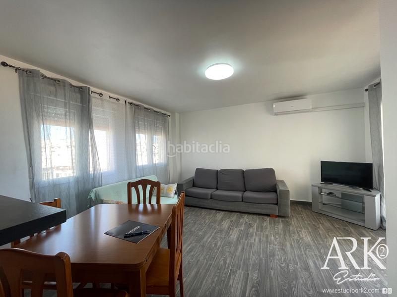 Foto 20de3476-abea-4ddd-a277-19180f884810. Apartament amb aparcament piscina a Playa de Gandía Gandia
