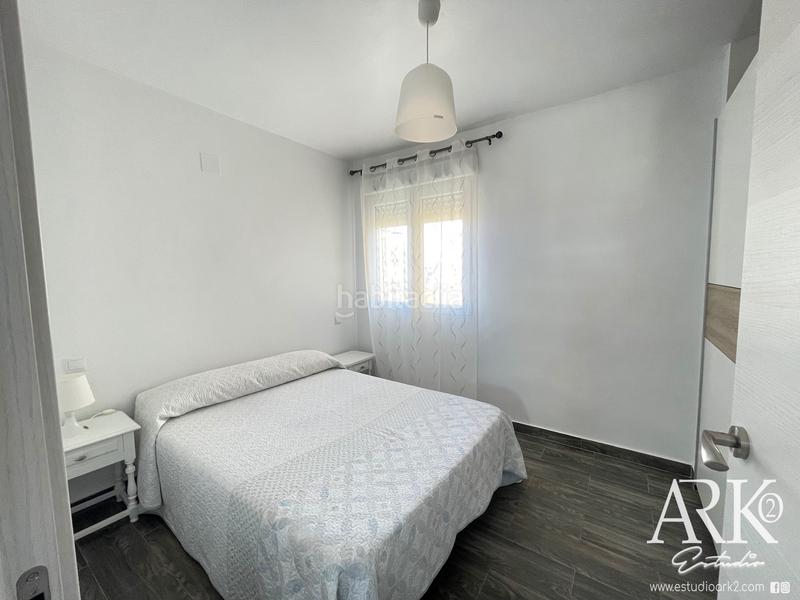 Foto 895f0942-55f2-4dc2-96e2-c3312a41d10e. Apartament amb aparcament piscina a Playa de Gandía Gandia