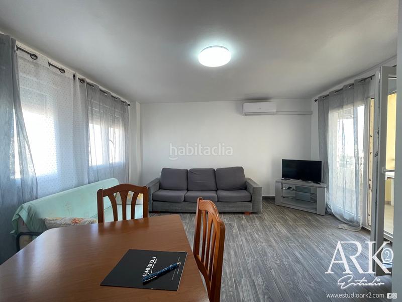 Foto f64ca7c6-b3f2-40d9-9775-7927a296bdf9. Apartament amb aparcament piscina a Playa de Gandía Gandia