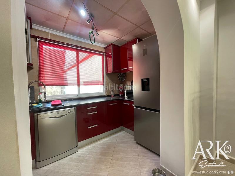 Foto 03ebdd48-377d-4f61-9d3f-656448fc9759. Piso  con una gran terraza en Bellreguard