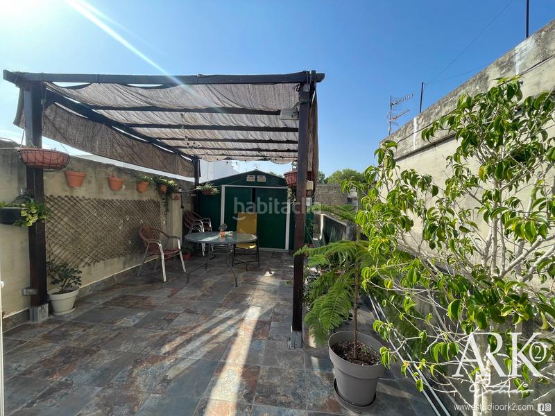 Foto 6b176a38-4eeb-46ad-b872-7954856a5c39. Piso  con una gran terraza en Bellreguard