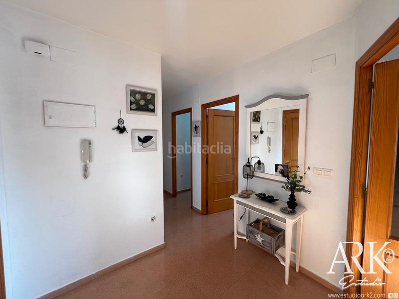 Foto c3274683-18f6-4456-8b23-b82273eb37b4. Flat with parking in Grau de Gandía-Marenys de Rafalcaid Gandia