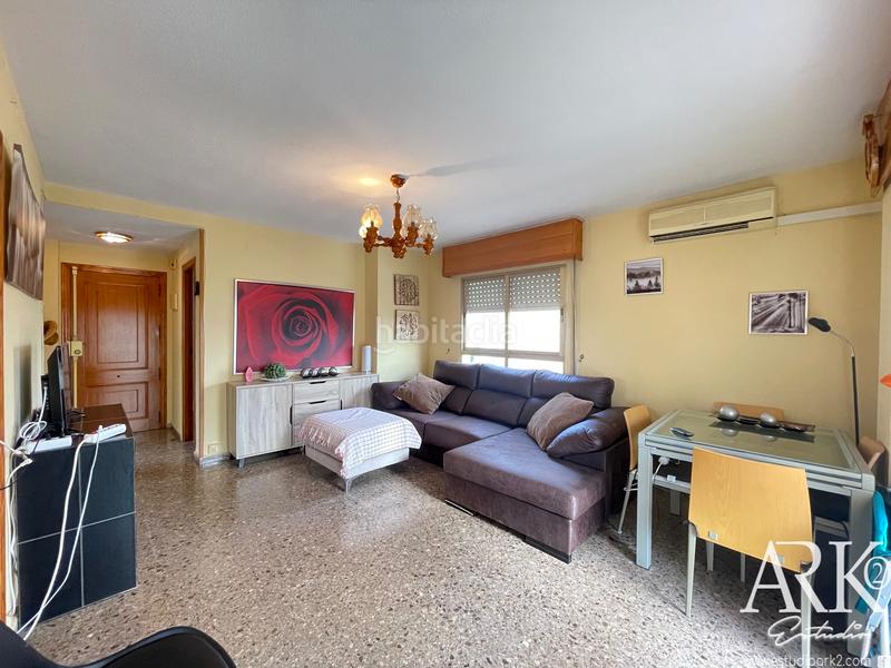 Foto 17a7b0c3-acf8-4b47-883f-d4e041e5a6d0. Apartamento  en la playa en Playa de Gandía Gandia