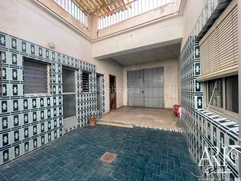 Foto f1a8d47b-2e78-4116-a93c-8993e279e014. Maison avec cheminée parking dans Beniarjó