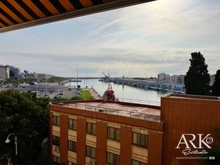 Pis  Avinguda de la pau. Piso – zona puerto grao de gandia – ref. 26_5005