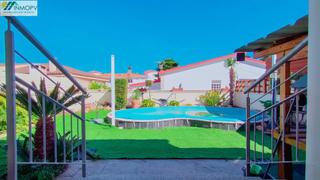 Casa adossada a Boverals-Saldonar. Adosado en urbanizacion con garaje y piscina privada! muy lumino