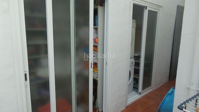 Foto d4dde2a2-eb90-4280-b7f5-5f23c67a1fc2. Casa adossada amb aparcament piscina a Casco Urbano Vinaròs