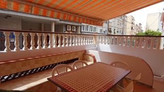 Casa adossada a Casco Urbano. Se vende casa centrica 4 habitaciones a pie del paseo!