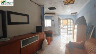 Local Comercial en Casco Urbano