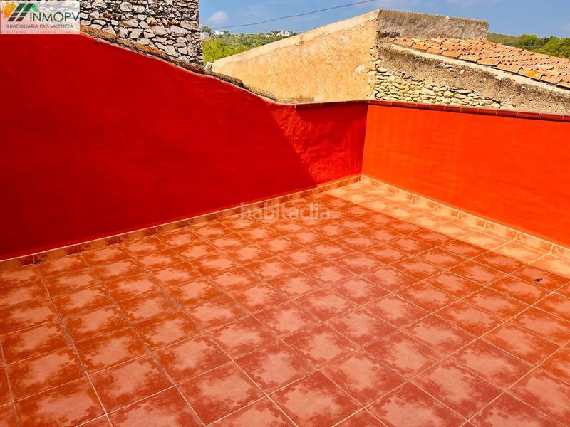Foto 21b2895c-7d2a-45ea-b410-fe07d69b8e8a. Casa amb calefacció aparcament piscina a Cálig