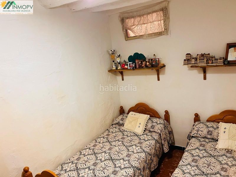 Foto afe89196-60de-42d2-af40-802c83a2f03c. Casa amb calefacció aparcament piscina a Cálig