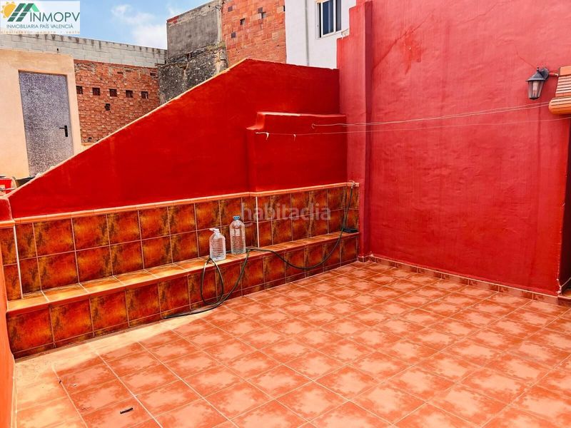 Foto f350b73c-cd4e-4548-b9b9-4f681578e08d. Casa amb calefacció aparcament piscina a Cálig