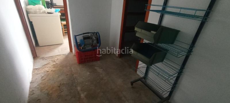 Foto d08f8739-d25f-403f-bfe9-d06757c6afa1. Alquiler local comercial local almacen centrico de 52 m2 en Vinaròs