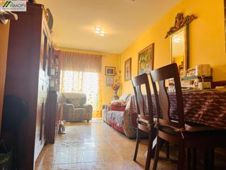 Etagenwohnung in Casco Urbano. Se vende piso de 3 dormitorios cerca playa y centro!