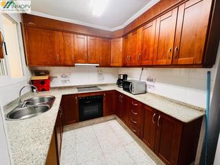 Pis en Casco Urbano. En venta piso de 3 habitaciones en zona centro  playa vinars!