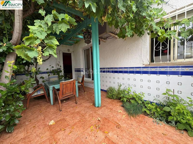 Foto 0140e95c-ac4d-42a1-8869-0d499d243d59. Casa aparellada amb calefacció a Costa Norte Vinaròs