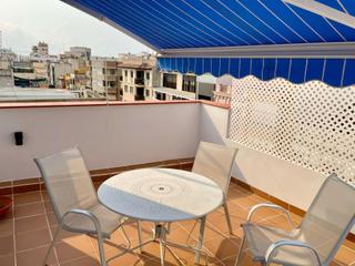 Lloguer Àtic a Casco Urbano. Acogedor y soleado atico centrico recien reformado 3 habitacione