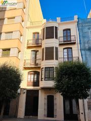 Edificio en Casco Urbano. Edificio en venta en pleno centro de vinaròs