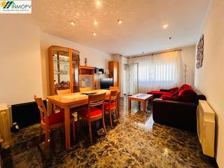 Piso en Casco Urbano. Se vende piso zona iberdrola de 3 dormitorios dobles, terraza y