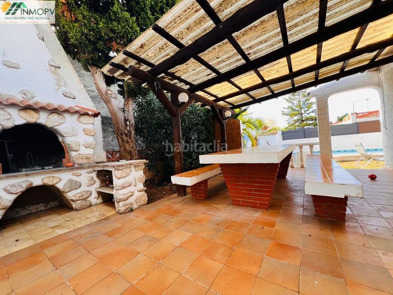 Foto ae5fe881-20c2-4b8d-99c3-60d67cfc05a7. Xalet amb calefacció aparcament piscina a Costa Norte Vinaròs