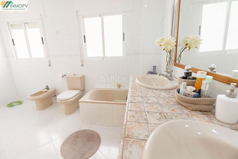 Foto d3de837e-b01a-445c-80ce-c74b150d4f6a. Pis amb calefacció aparcament piscina a Casco Urbano Vinaròs