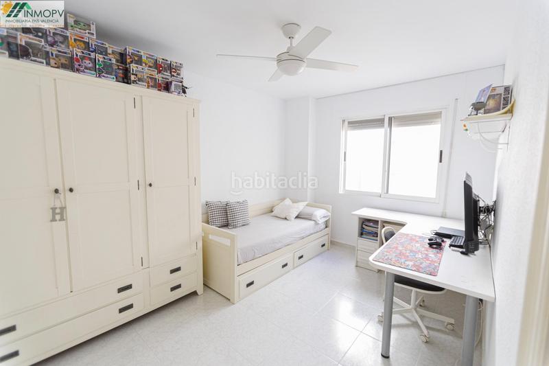 Foto e374029a-c8de-4593-af6b-c20f0cb3c571. Pis amb calefacció aparcament piscina a Casco Urbano Vinaròs